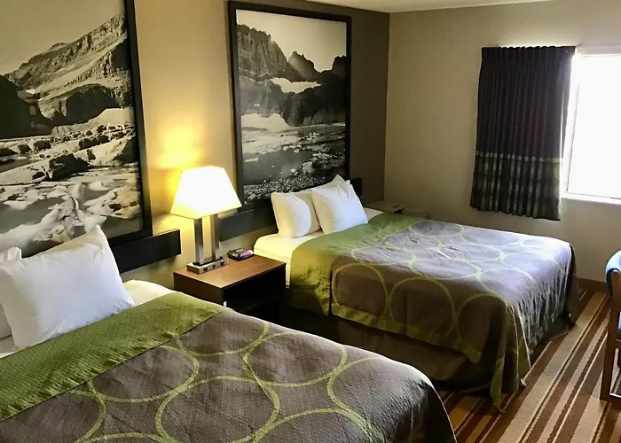 Super 8 By Wyndham Helena