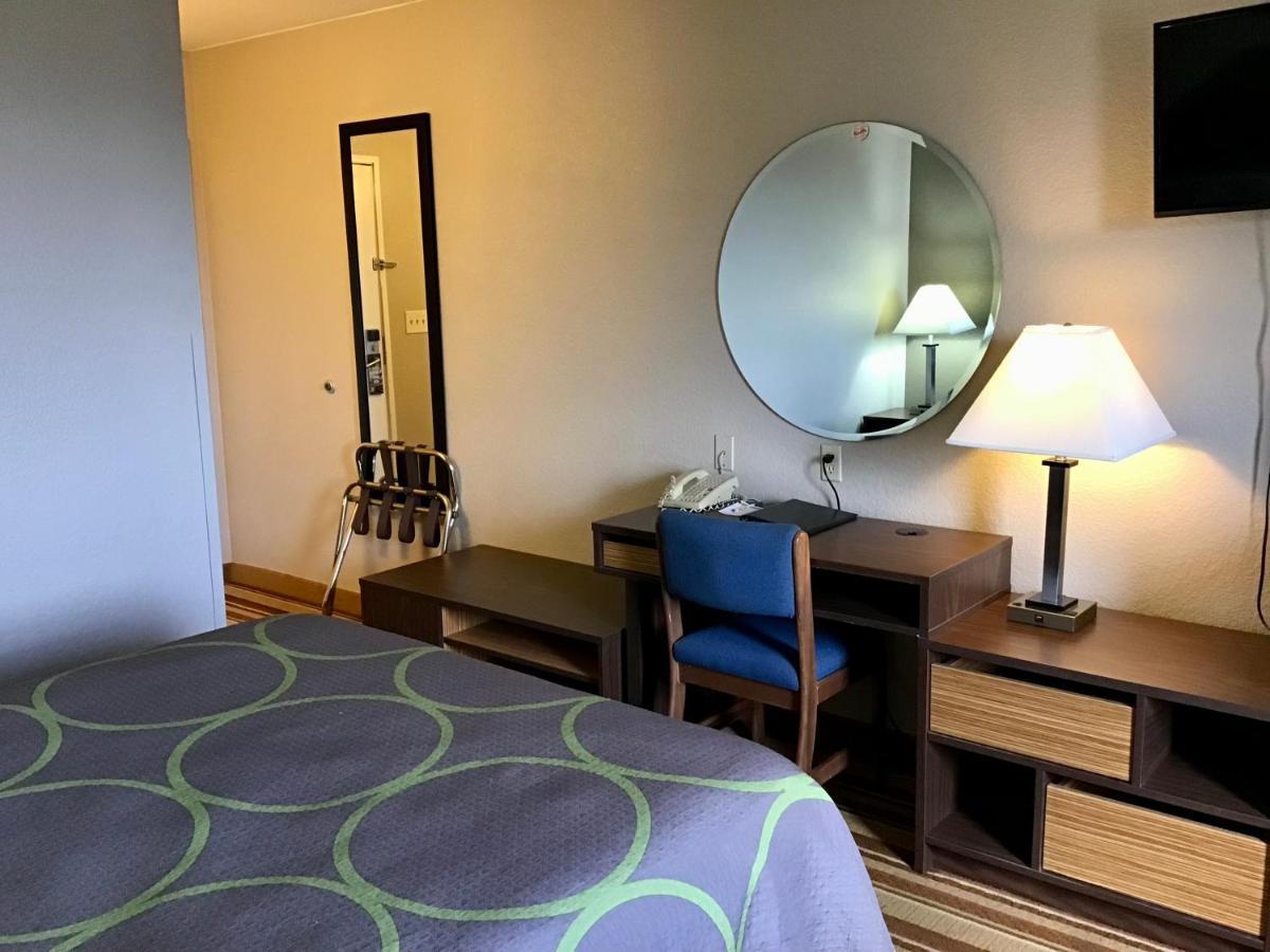Motel Super 8 By Wyndham